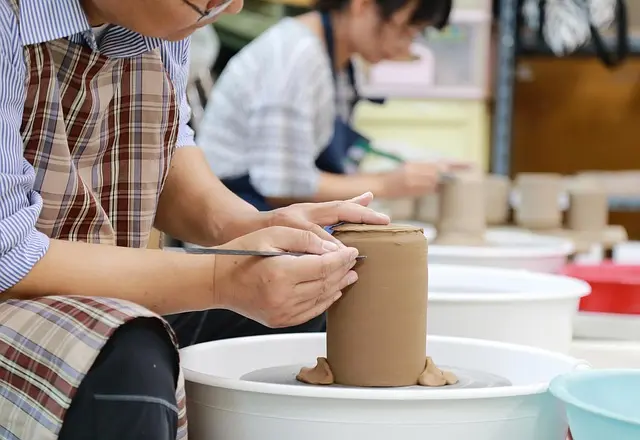 Les Avantages des Cours Amusants pour l'Apprentissage des Adultes